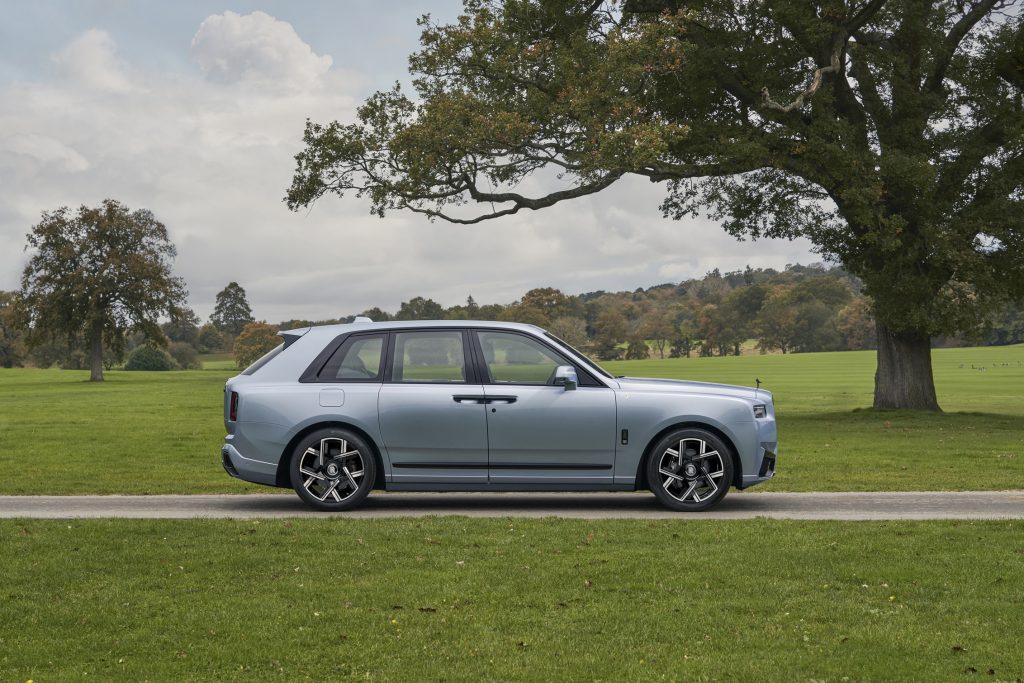 Rolls-Royce Yeni Cullinan Daisy’i Gün Işığına Çıkardı