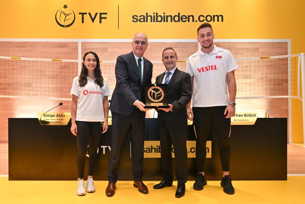 sahibinden.com Türkiye Voleybol Milli Takımlar Ana Sponsoru Oldu