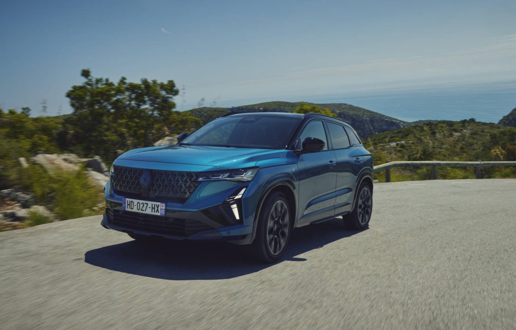 Renault Austral Makyajlandı