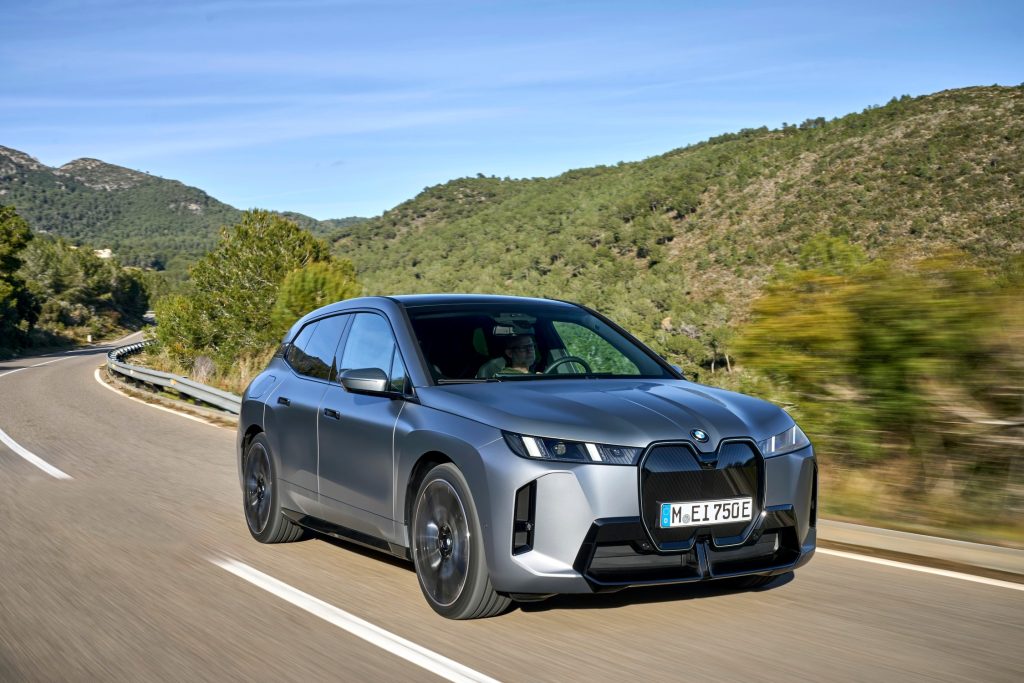 BMW Grubu 2025 Yılının İlk Yarısında 1.207.388 Adet Araç Sattı