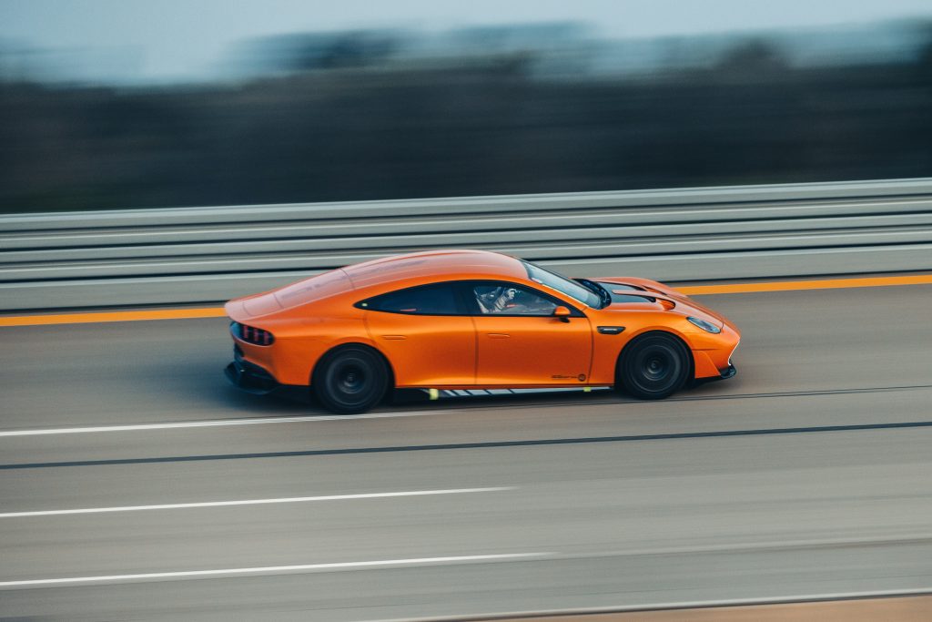 Mercedes-AMG CONCEPT AMG GT XX Rekor Kırdı