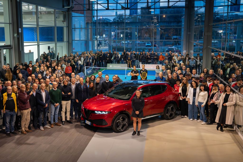 Yeni Alfa Romeo Tonale ve Jasmine Paolini Torino’da Buluştu