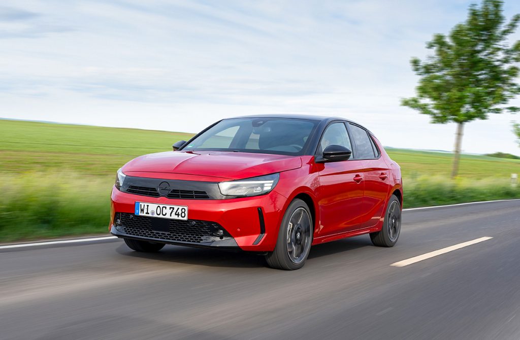 48V Hibrit Teknolojisine Sahip Opel Corsa ve Mokka Türkiye’de