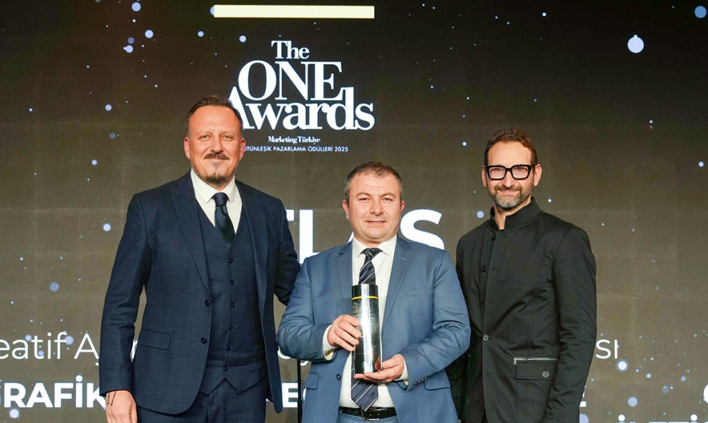 Petlas’a “Yılın İtibarlı Otomotiv Lastiği Markası” Ödülü