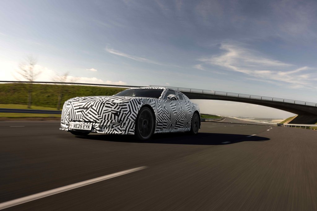 Jaguar Elektrikli Dört Kapılı GT Modelini Tanıttı