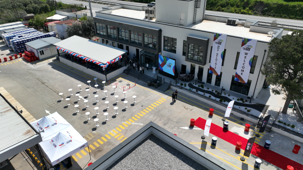 TotalEnergies Türkiye, 10. Yılını Menemen Fabrikasında Kutladı