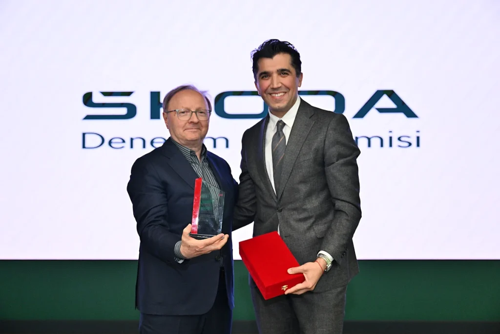 ABB ve Yüce Auto-Škoda Mobil Hızlı Şarj Çözümü İçin İş Birliği Yaptı