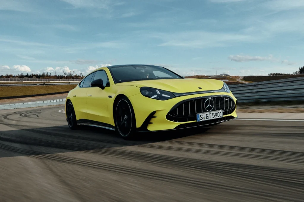 Yeni Mercedes-AMG GT 4-Door Coupé Sahneye Çıktı