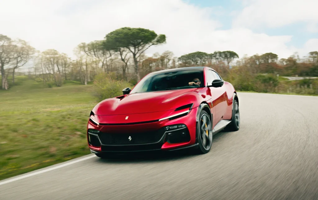 Ferrari, Purosangue Modeli İçin Geliştirilen Yeni “Handling Speciale” Konfigürasyonunu Tanıttı.