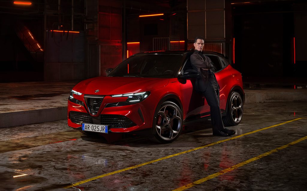 Alfa Romeo Junior ve Pedro Alonso Yeniden Bir Arada