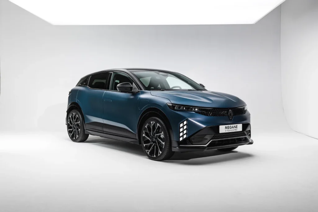 Renault Megane E-Tech Makyajlandı