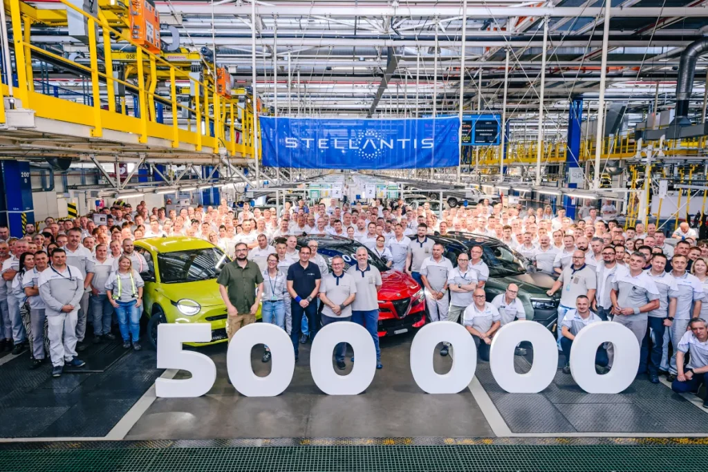 Stellantis’in Tychy Fabrikası’nda Üretilen 500.000’inci Araç Alfa Romeo Junior Oldu
