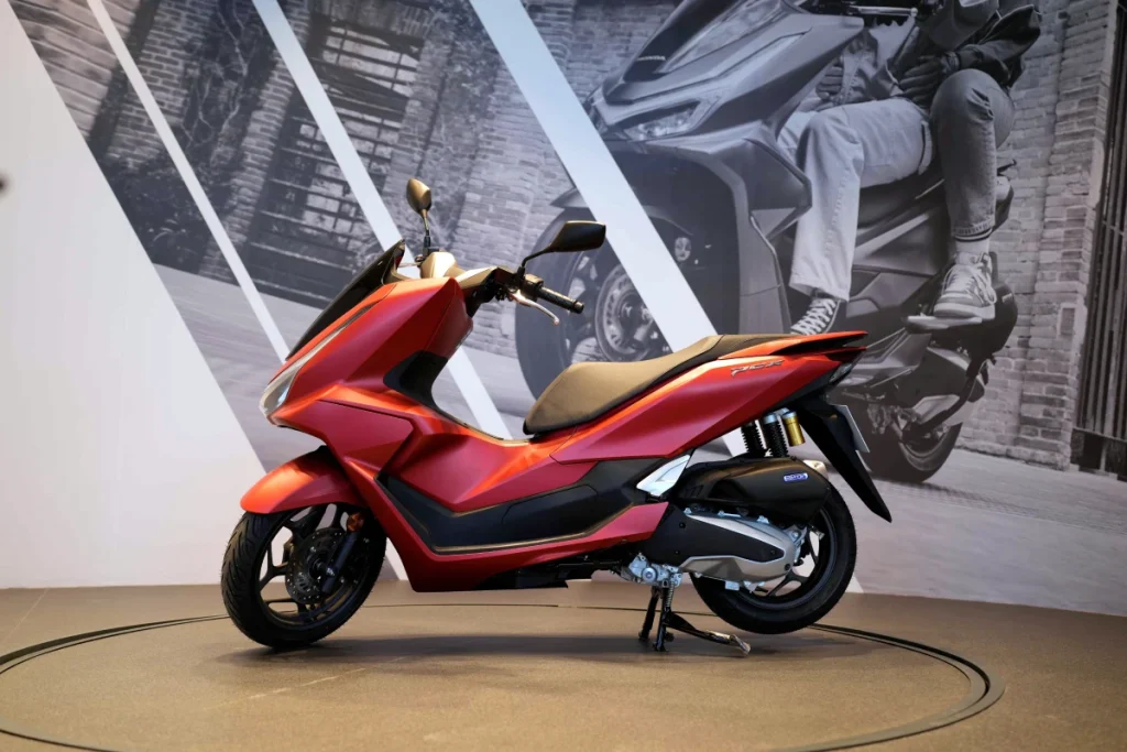 İzmir’de Üretilen Honda PCX 125 Satışa Sunuldu