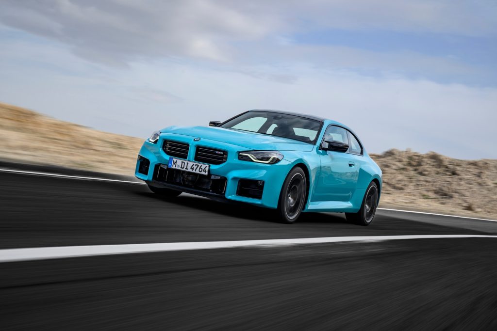 BMW M2, M xDrive Dört Çeker Sistemiyle Tanıtıldı