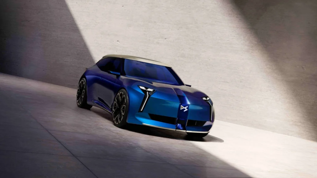 DS Automobiles, Yeni Konsept Modeli DS F3VER’i Paris Otomobil Fuarı’nda Sergiledi