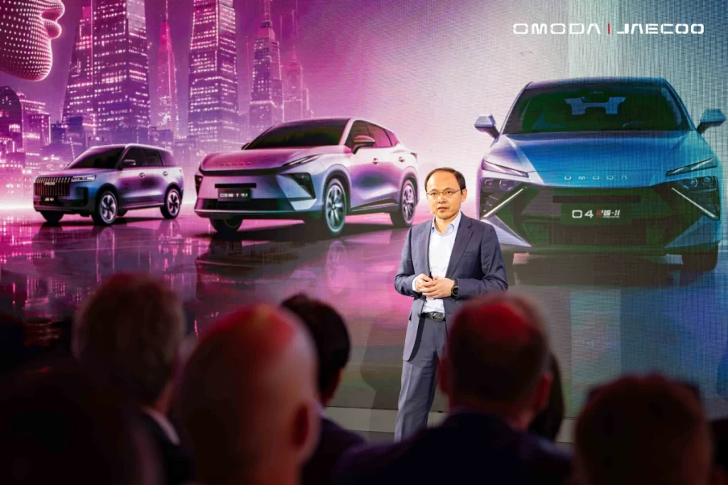 OMODA | JAECOO, Paris Otomobil Fuarı’nda İki Yeni Modeliyle Gövde Gösterisi Yaptı